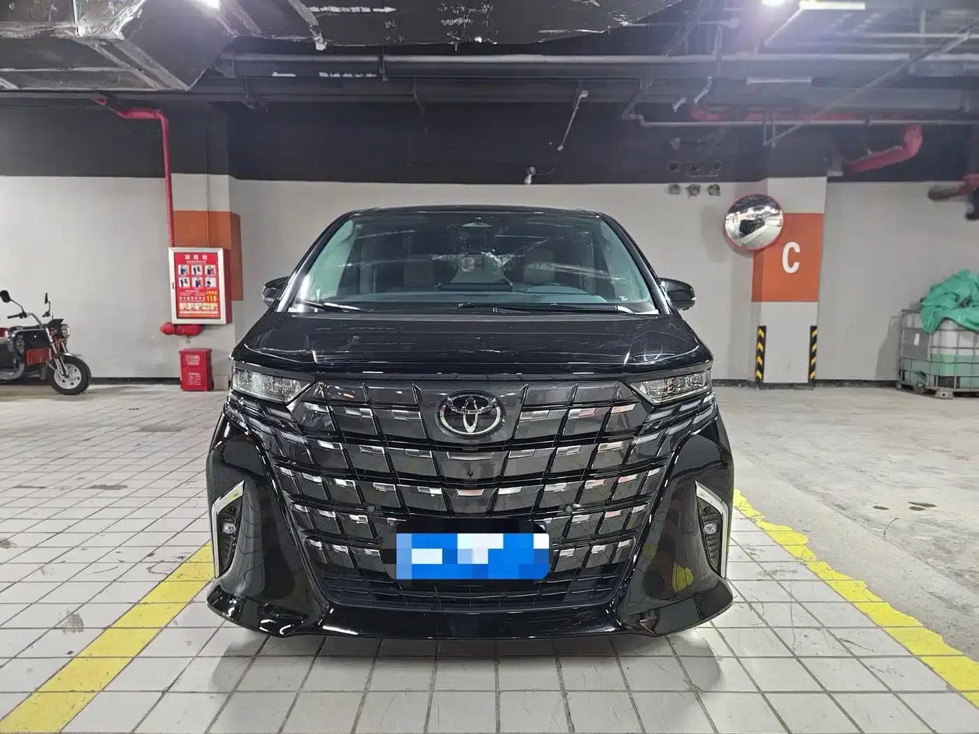 2024 Alphard Hybrid 2.5L Premium Edition — миниатюра 2