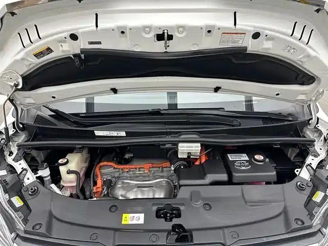 2019 Alphard Hybrid 2.5L Luxury Edition — миниатюра 17