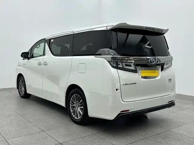 2019 Alphard Hybrid 2.5L Luxury Edition — миниатюра 4