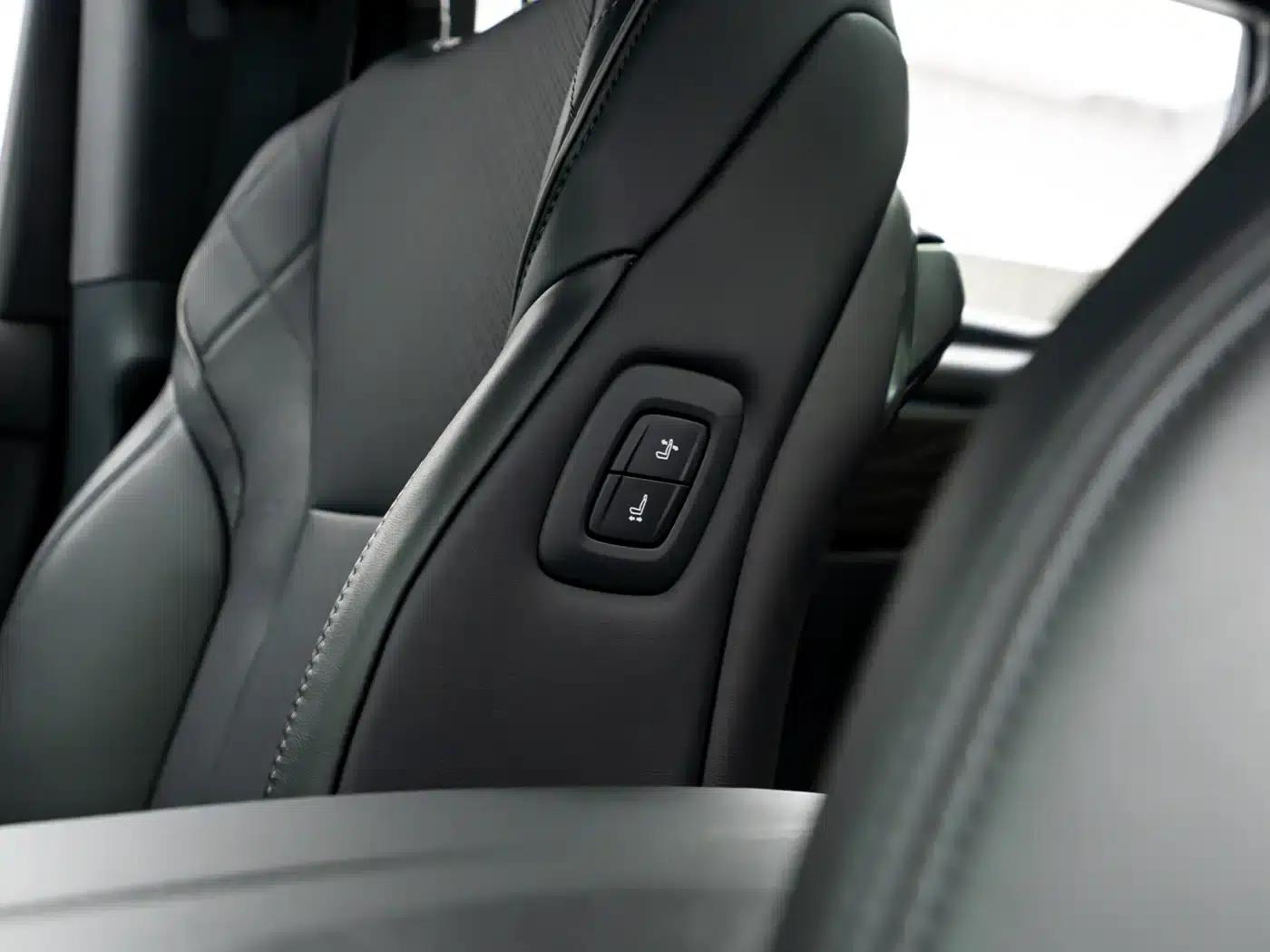 2024 Alphard Hybrid 2.5L Premium Edition — миниатюра 13