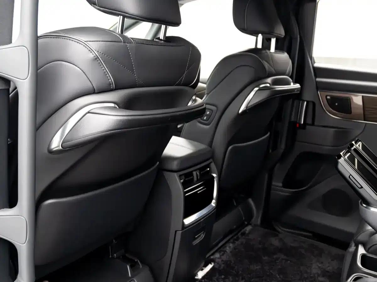 2024 Alphard Hybrid 2.5L Premium Edition — миниатюра 14