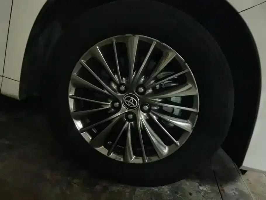 2019 Alphard Hybrid 2.5L Luxury Edition — миниатюра 6