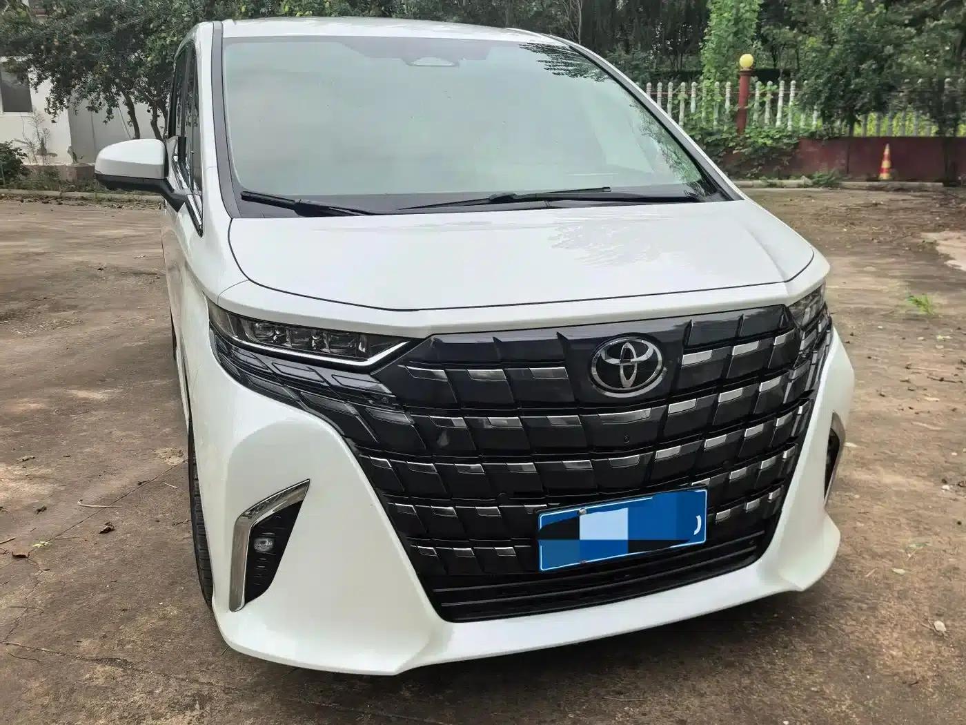 2024 Alphard Hybrid 2.5L Premium Edition — миниатюра 1
