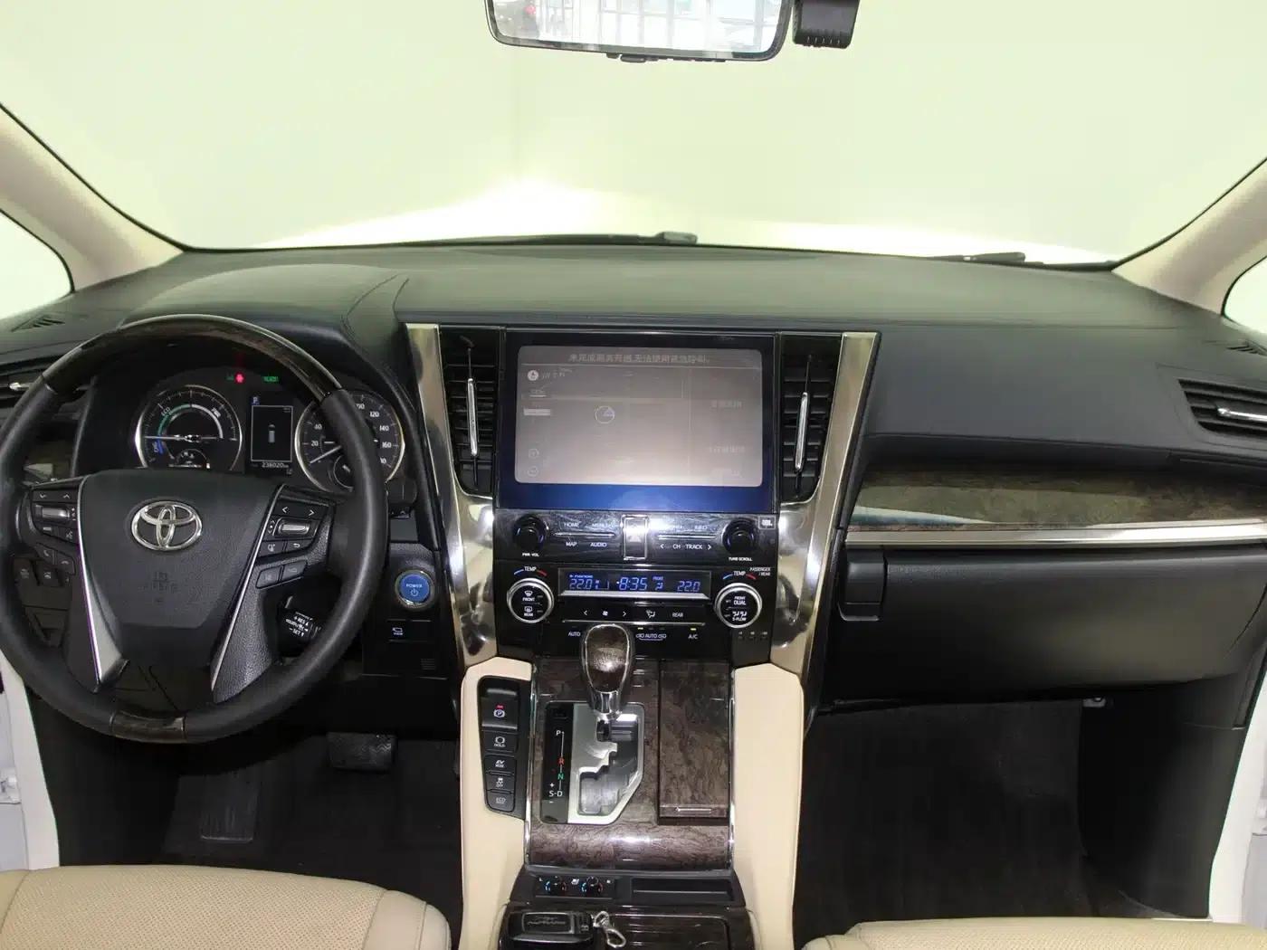 2020 Alphard Hybrid 2.5L Premium Edition — миниатюра 13