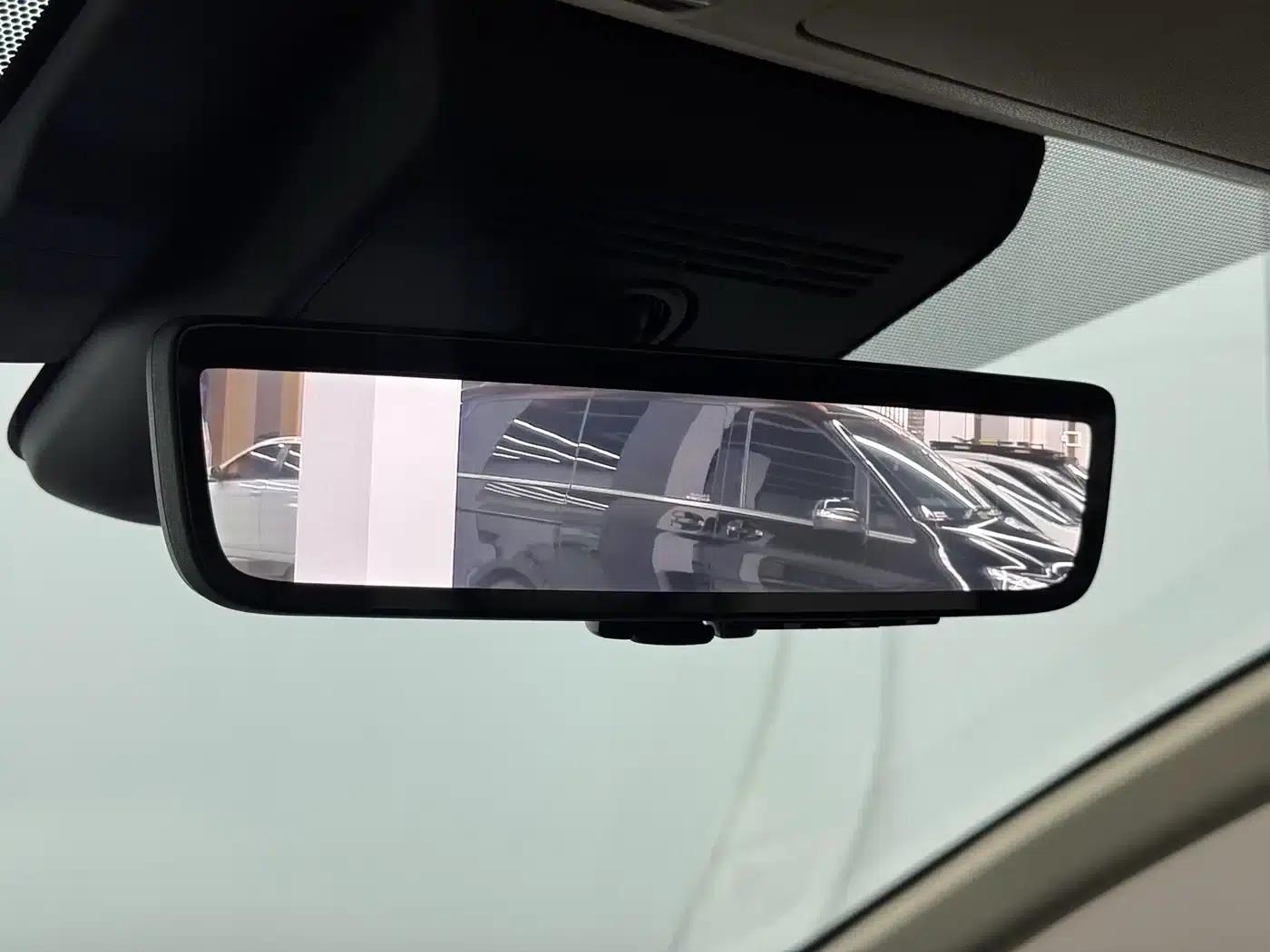 2024 Alphard Hybrid 2.5L Premium Edition — миниатюра 13