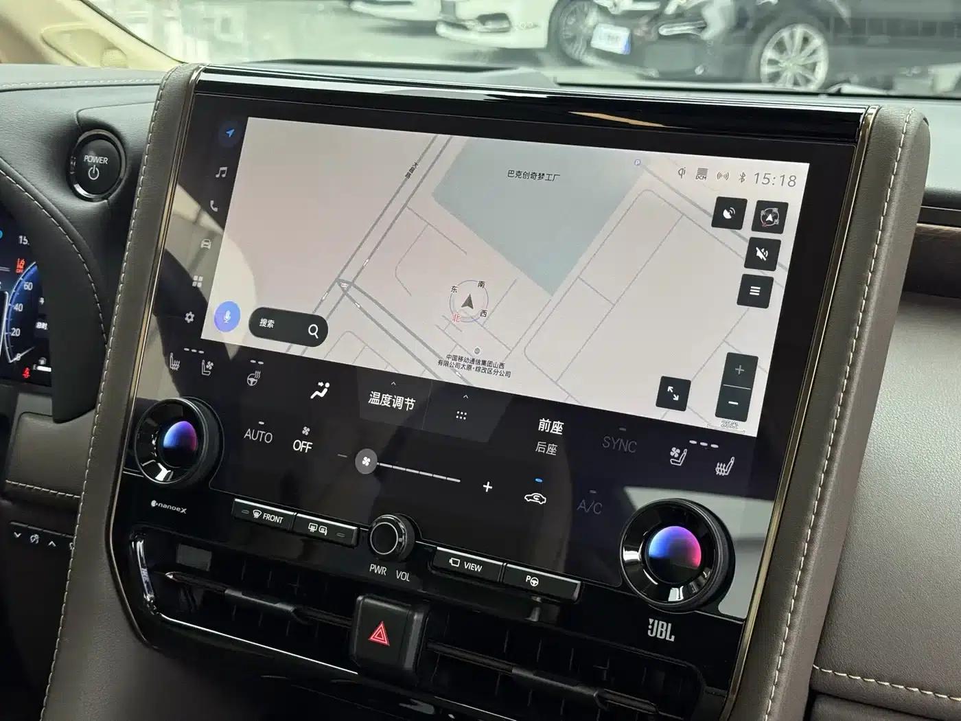 2024 Alphard Hybrid 2.5L Premium Edition — миниатюра 26