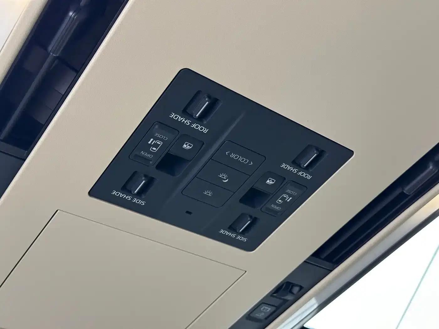 2024 Alphard Hybrid 2.5L Premium Edition — миниатюра 6