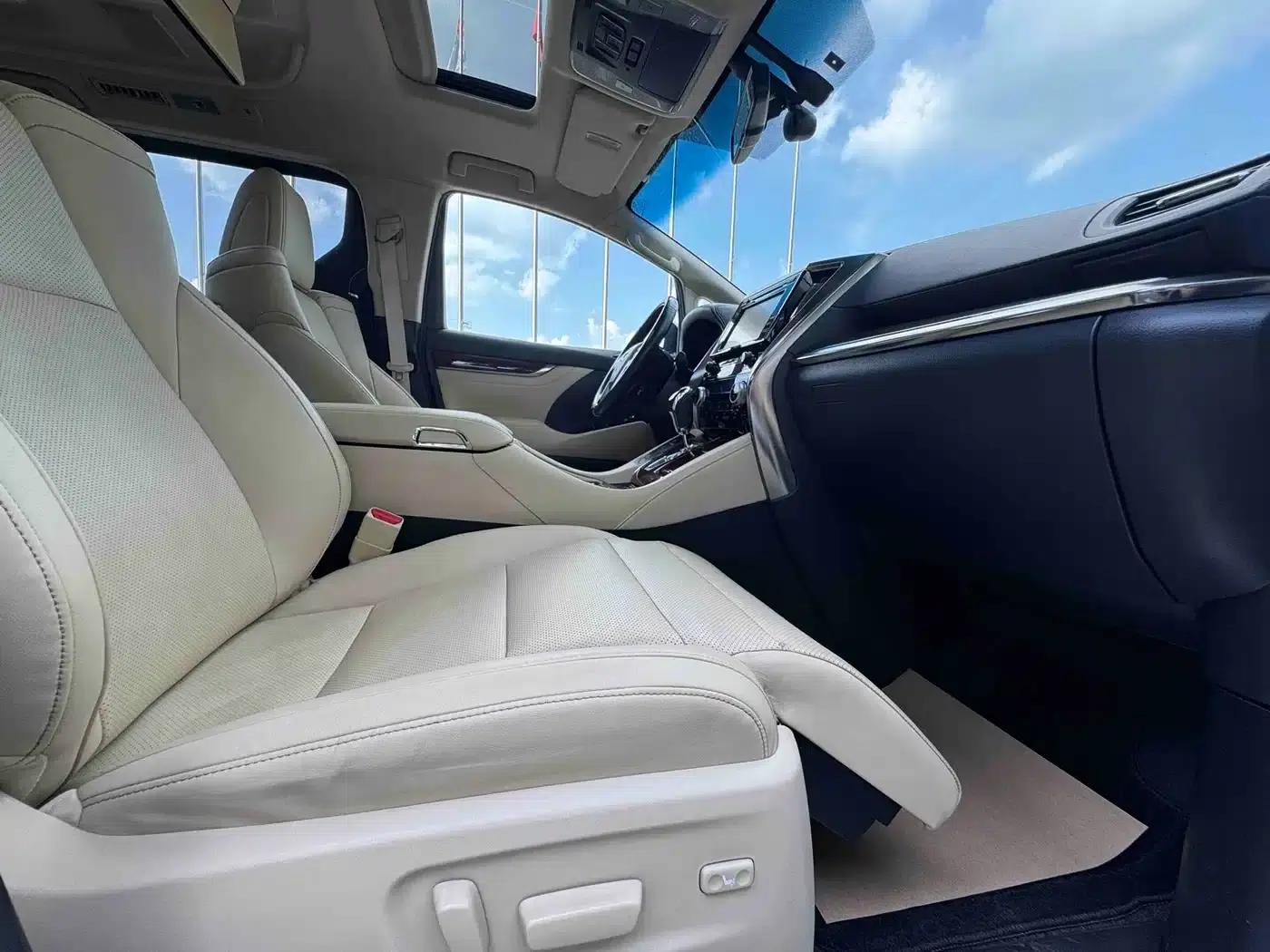 2015 Alphard 3.5L Luxury Edition — миниатюра 5