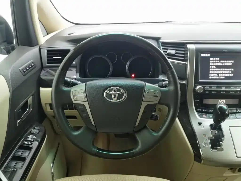 2012 Alphard 3.5L Luxury Edition — миниатюра 11