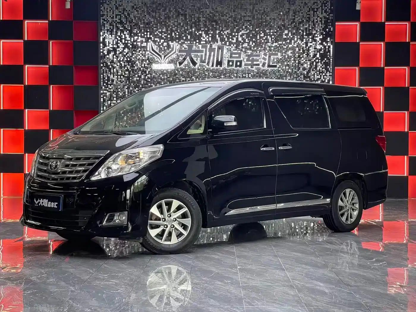 2012 Alphard 3.5L Luxury Edition — миниатюра 1