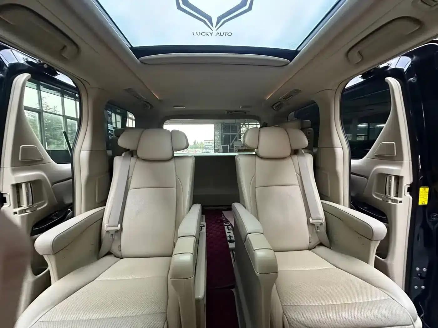 2012 Alphard 3.5L Luxury Edition — миниатюра 14