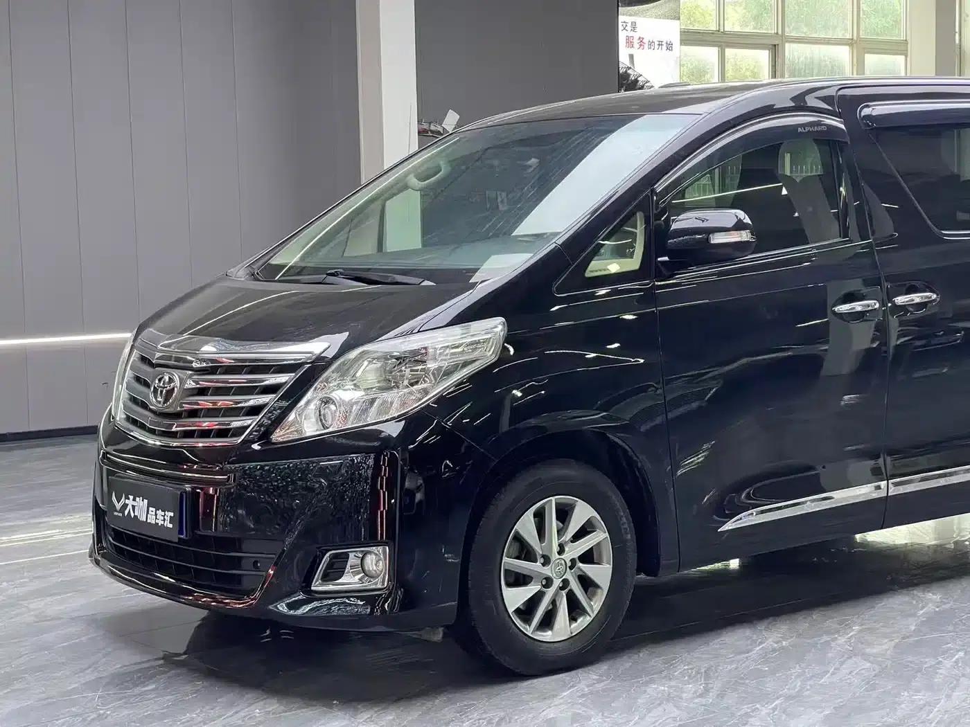 2012 Alphard 3.5L Luxury Edition — миниатюра 7