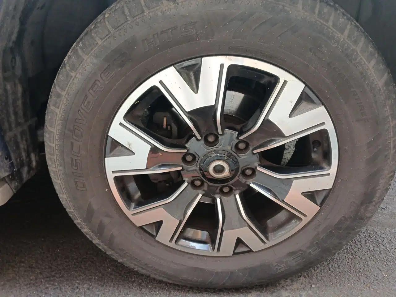 Great Wall Poer 2019 2.0T Automatic Gasoline 4x4 Comfort Edition GW4C20B — миниатюра 8