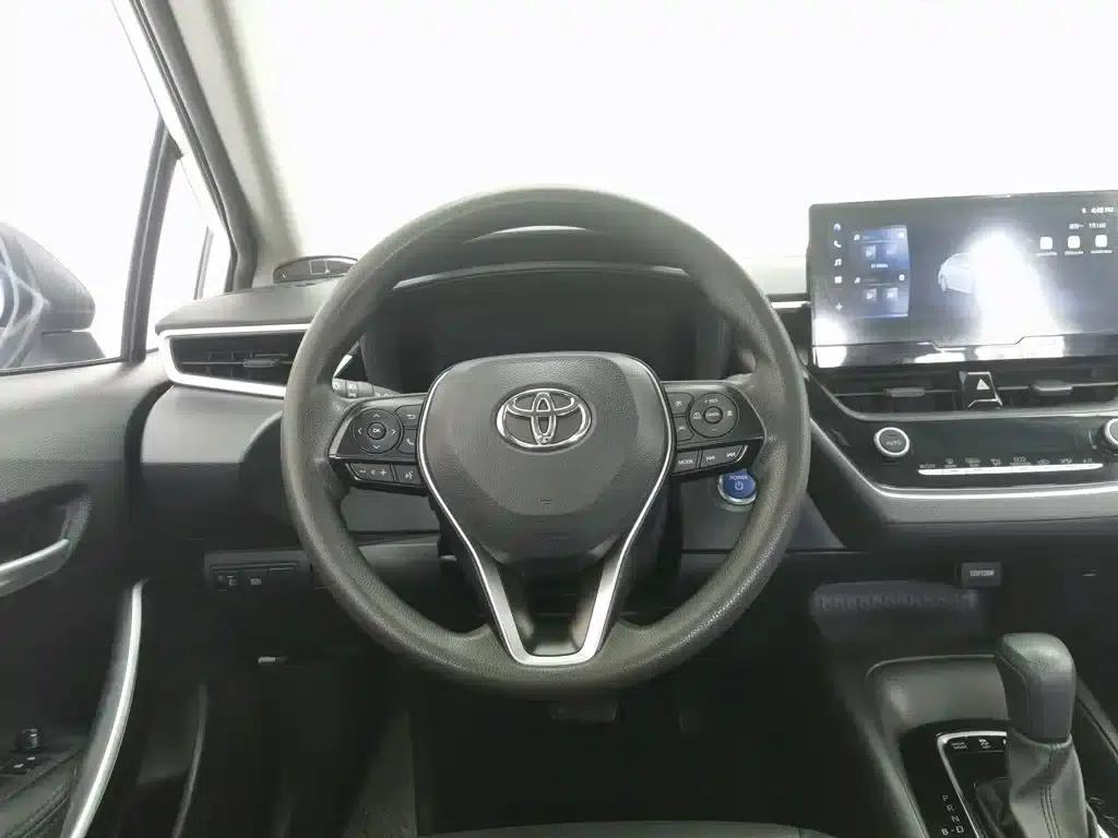 2023 Toyota Corolla 1.8L Intelligent Hybrid Pioneer Edition — миниатюра 11
