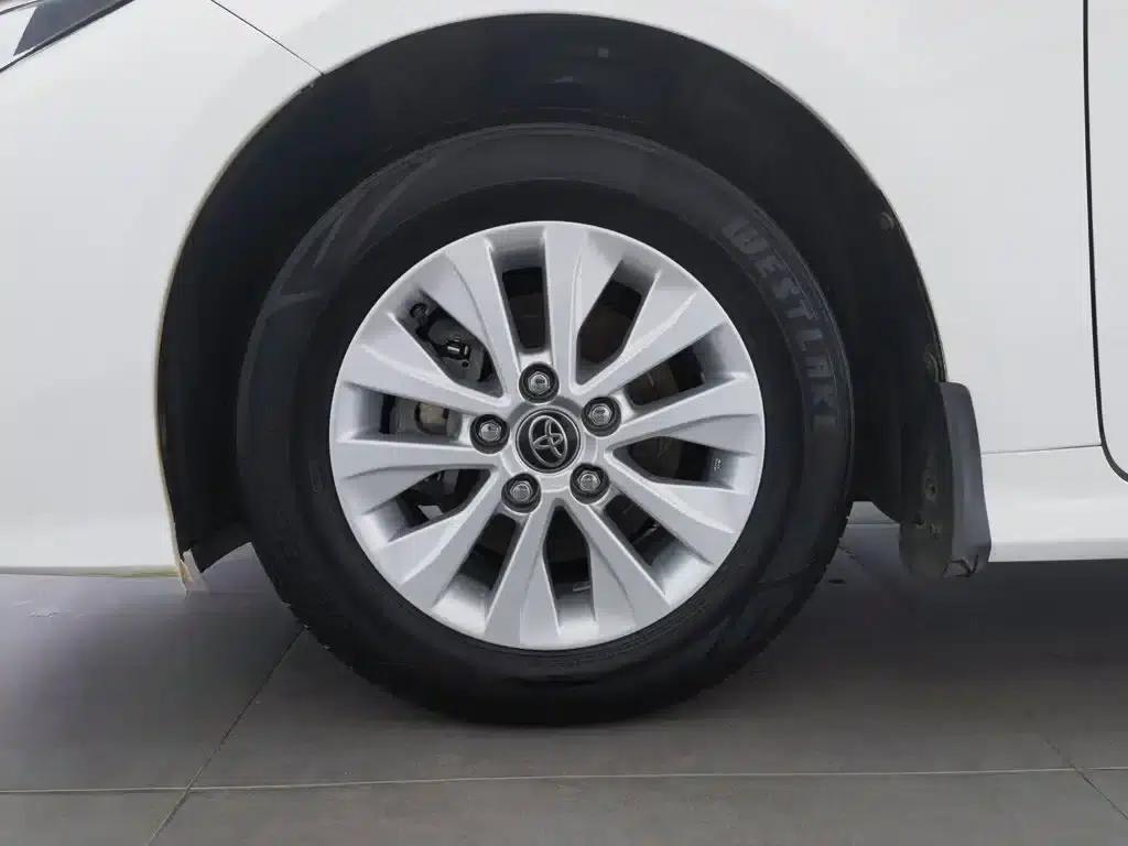 2023 Toyota Corolla 1.8L Intelligent Hybrid Pioneer Edition — миниатюра 17