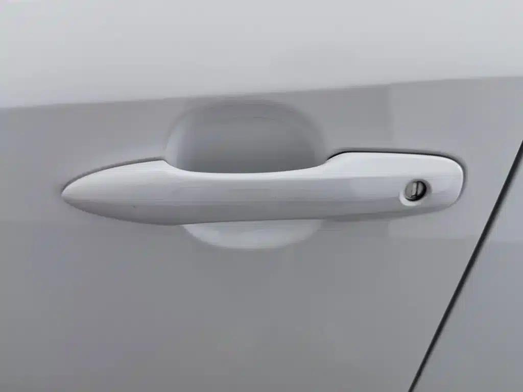 2023 Toyota Corolla 1.8L Intelligent Hybrid Pioneer Edition — миниатюра 18