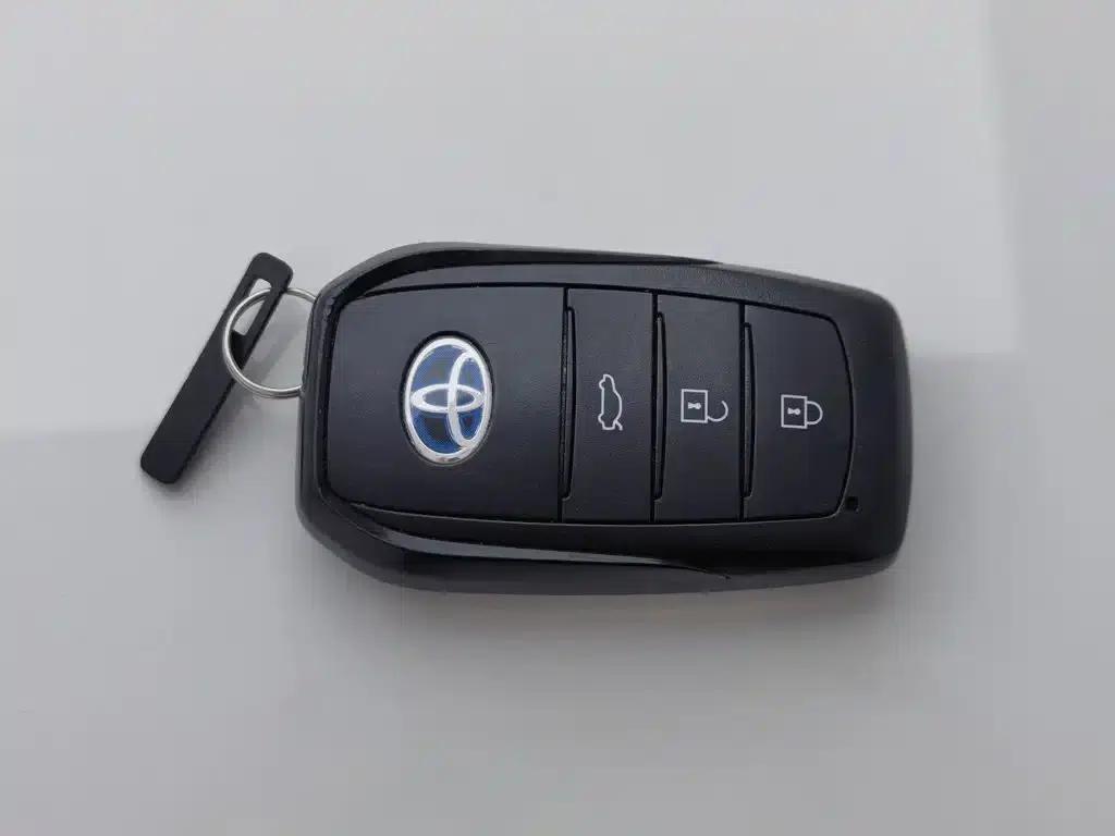 2023 Toyota Corolla 1.8L Intelligent Hybrid Pioneer Edition — миниатюра 19