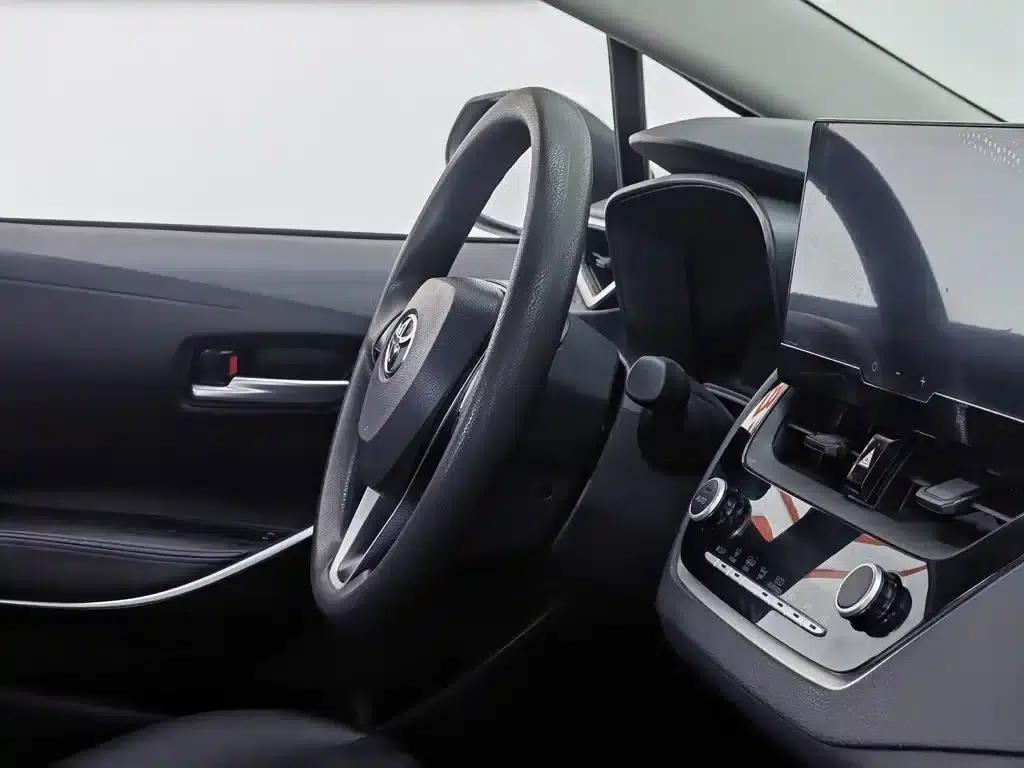 2023 Toyota Corolla 1.8L Intelligent Hybrid Pioneer Edition — миниатюра 22