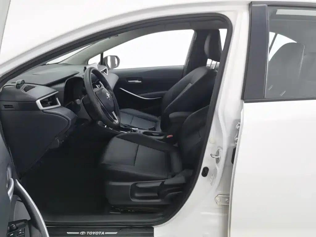 2023 Toyota Corolla 1.8L Intelligent Hybrid Pioneer Edition — миниатюра 10