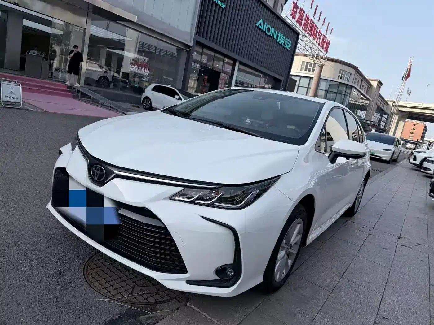 2023 Toyota Corolla 1.2T Elite Edition — миниатюра 1