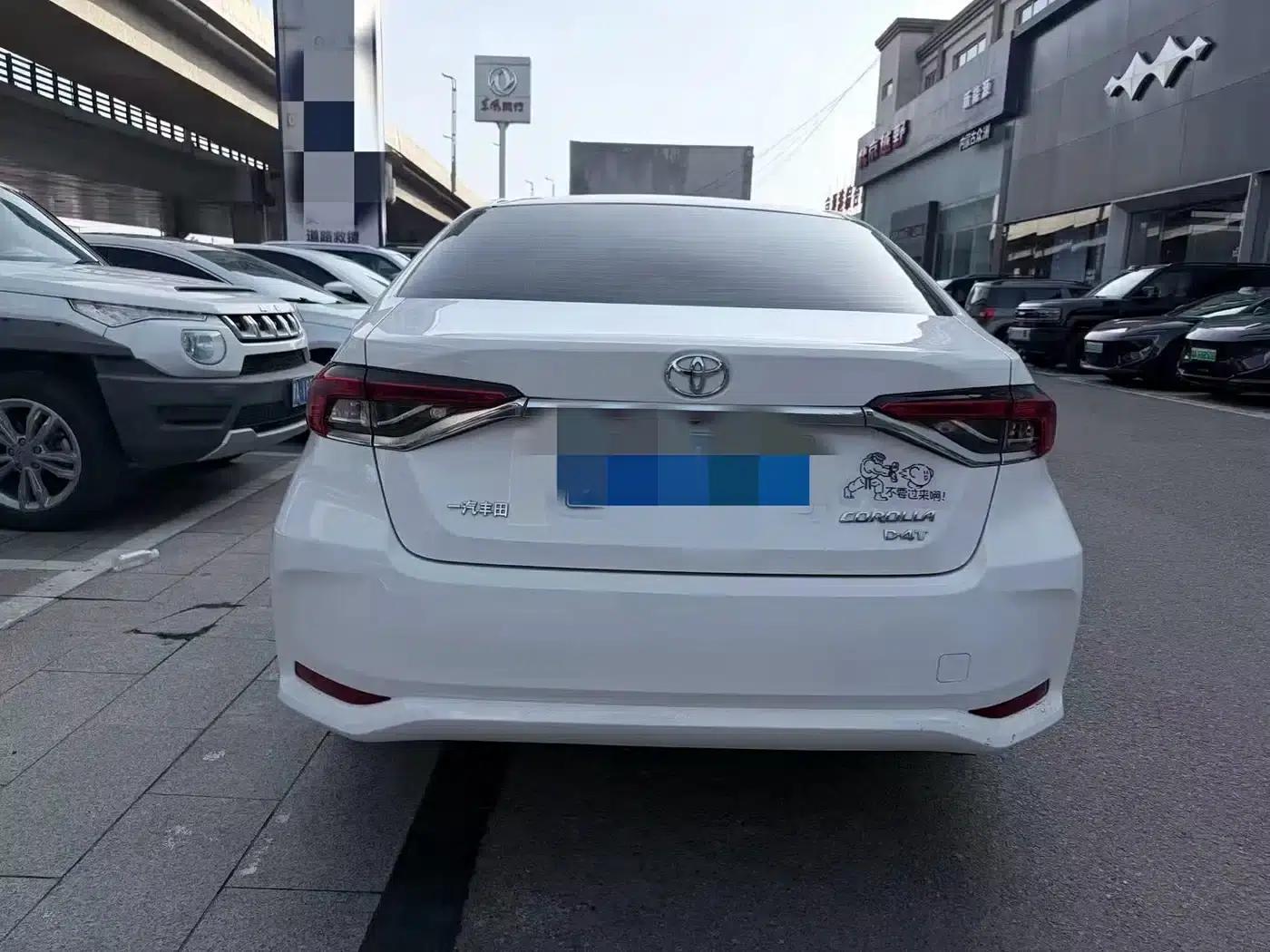 2023 Toyota Corolla 1.2T Elite Edition — миниатюра 4