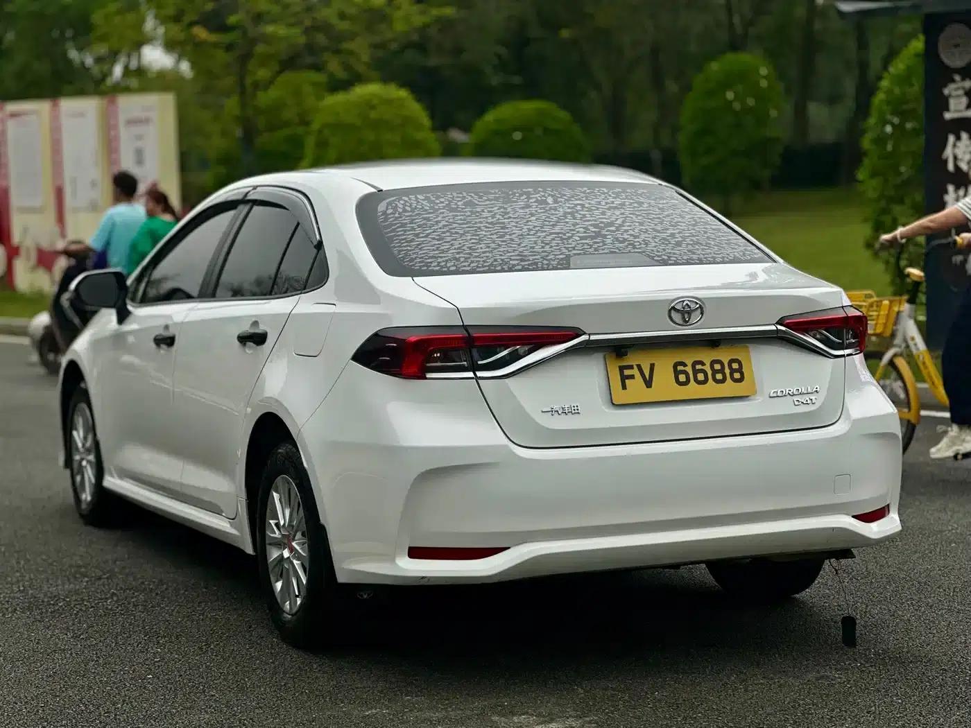 2019 Toyota Corolla 1.2T S-CVT GL Pioneer Edition — миниатюра 6