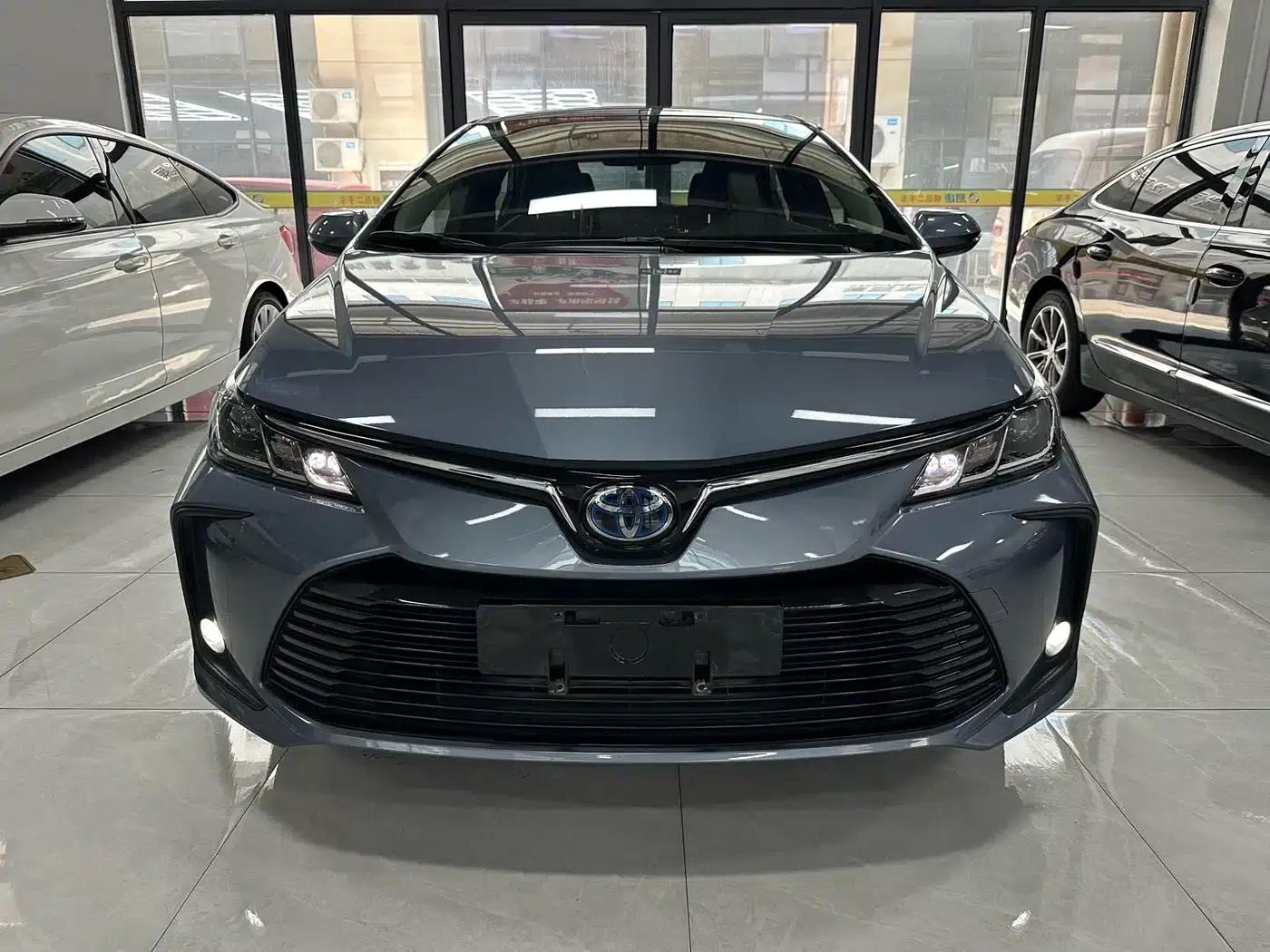 2019 Toyota Corolla Hybrid 1.8L E-CVT GL-i Elite Edition — миниатюра 2