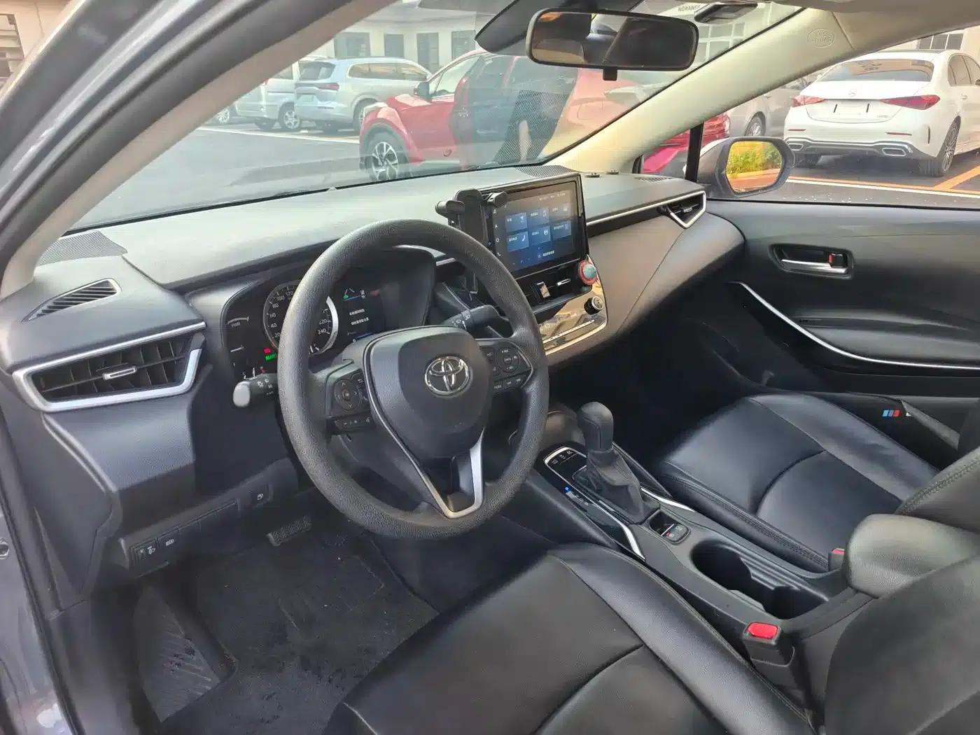 2021 Toyota Corolla Hybrid 1.8L E-CVT Elite Edition — миниатюра 9