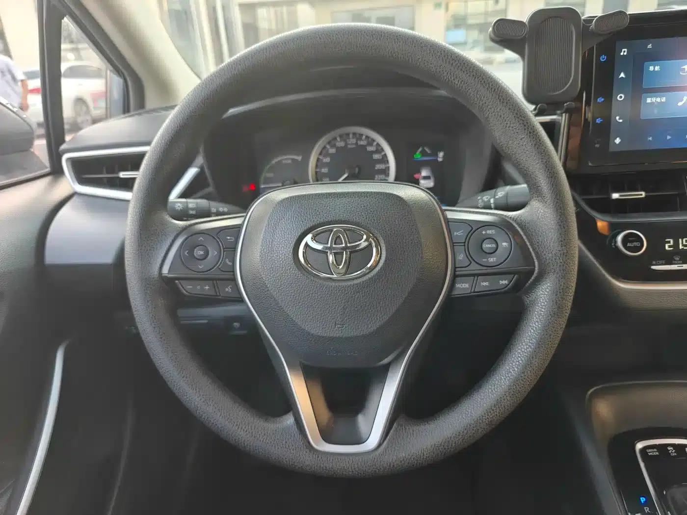 2021 Toyota Corolla Hybrid 1.8L E-CVT Elite Edition — миниатюра 10