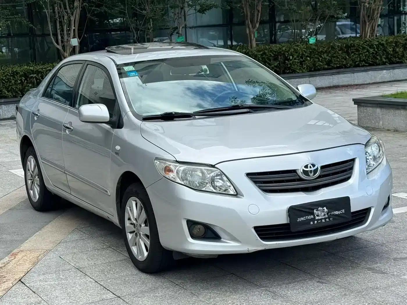 2008 Toyota Corolla 1.8L Automatic GL-i Sunroof Special Edition — миниатюра 3