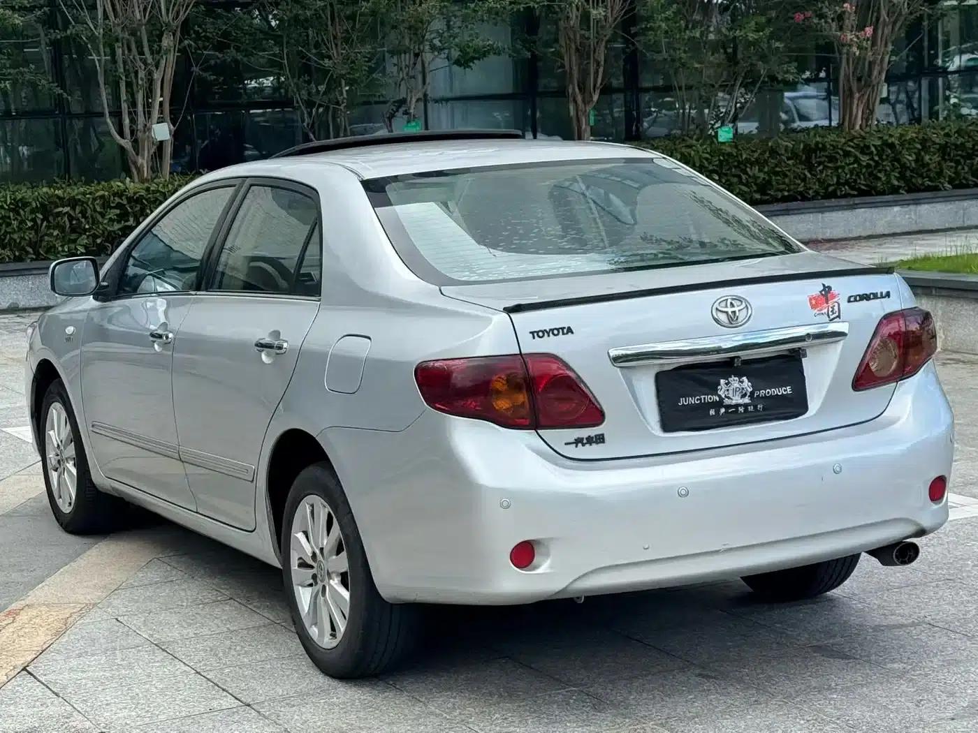 2008 Toyota Corolla 1.8L Automatic GL-i Sunroof Special Edition — миниатюра 4