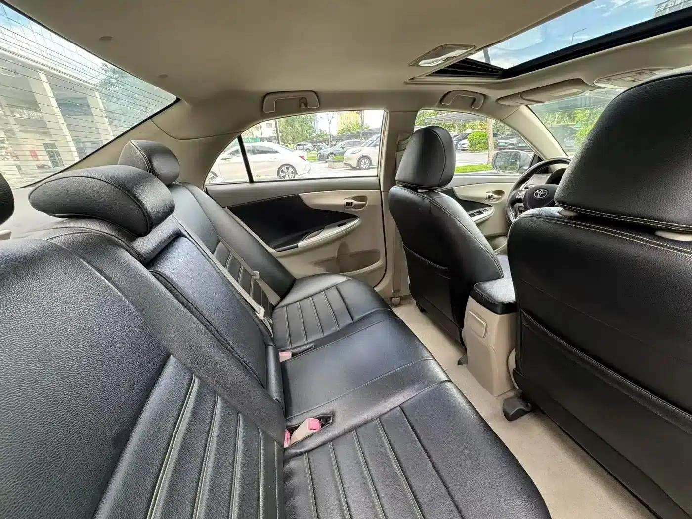 2008 Toyota Corolla 1.8L Automatic GL-i Sunroof Special Edition — миниатюра 9
