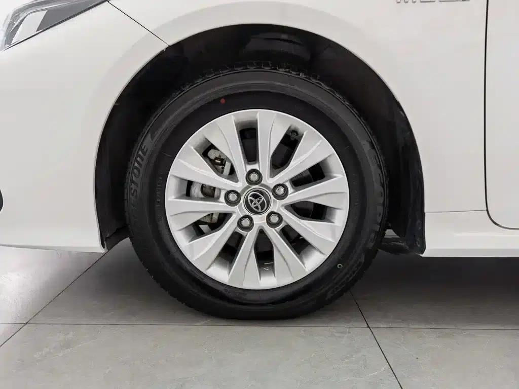 2023 Toyota Corolla 1.8L Intelligent Hybrid Pioneer Edition — миниатюра 17