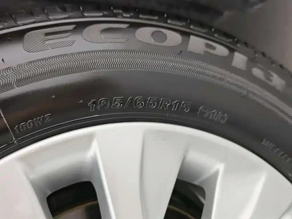 2023 Toyota Corolla 1.8L Intelligent Hybrid Pioneer Edition — миниатюра 24
