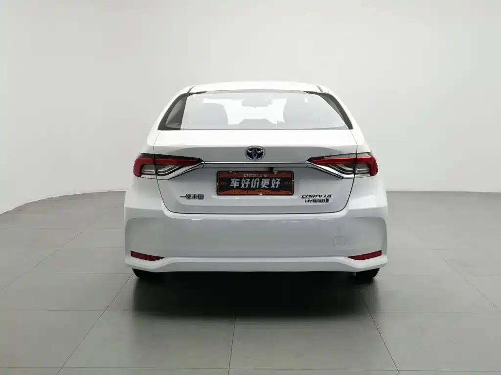 2023 Toyota Corolla 1.8L Intelligent Hybrid Pioneer Edition — миниатюра 4