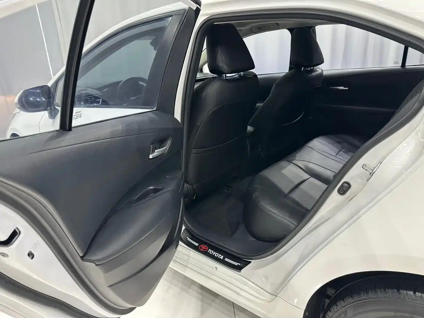 2021 Toyota Corolla 1.2T S-CVT Elite PLUS Edition — миниатюра 18