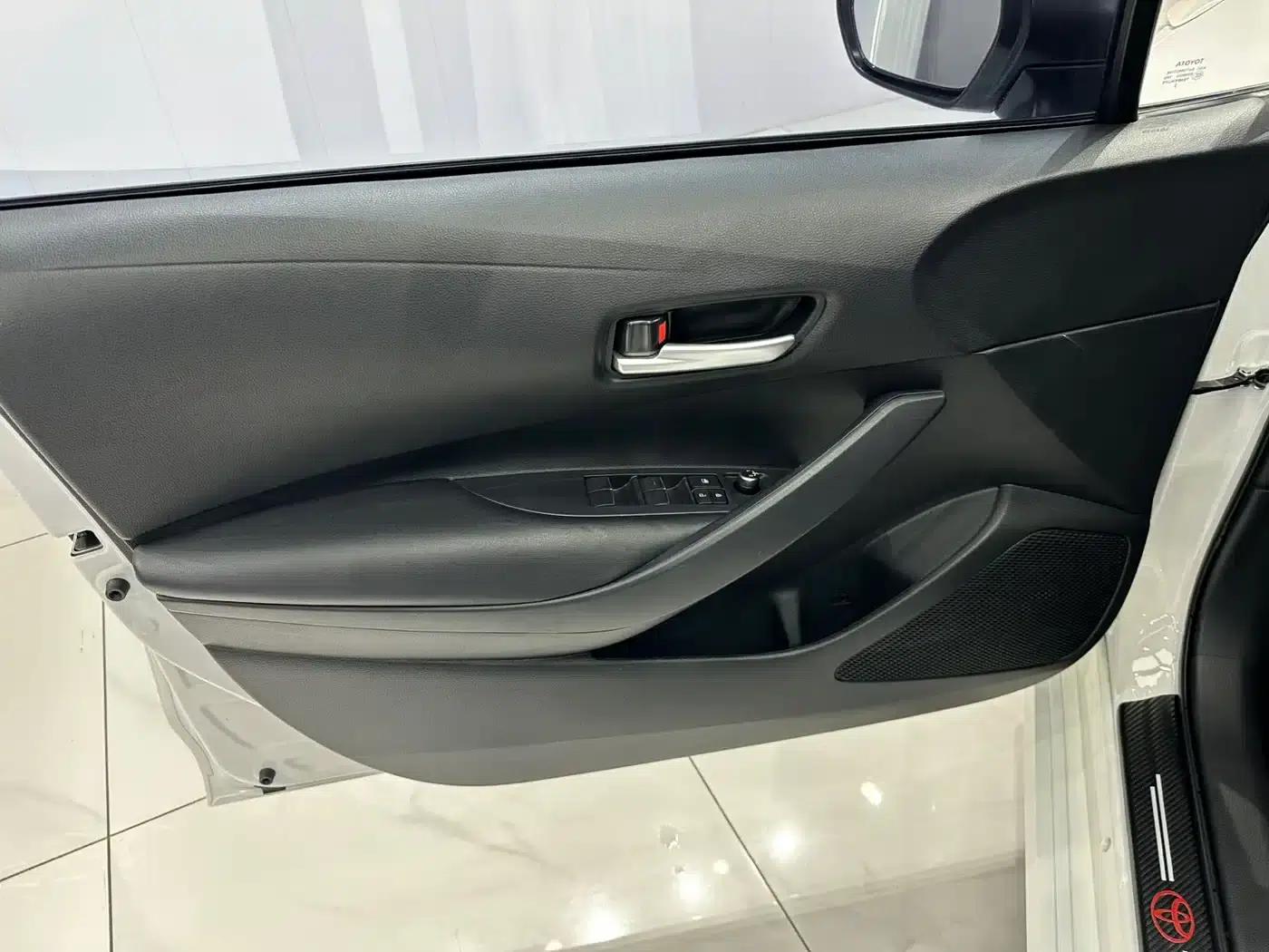 2021 Toyota Corolla 1.2T S-CVT Elite PLUS Edition — миниатюра 9