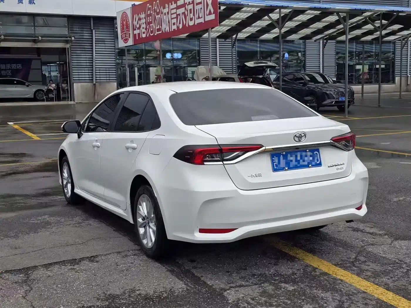 2021 Toyota Corolla 1.2T S-CVT Elite PLUS Edition — миниатюра 12