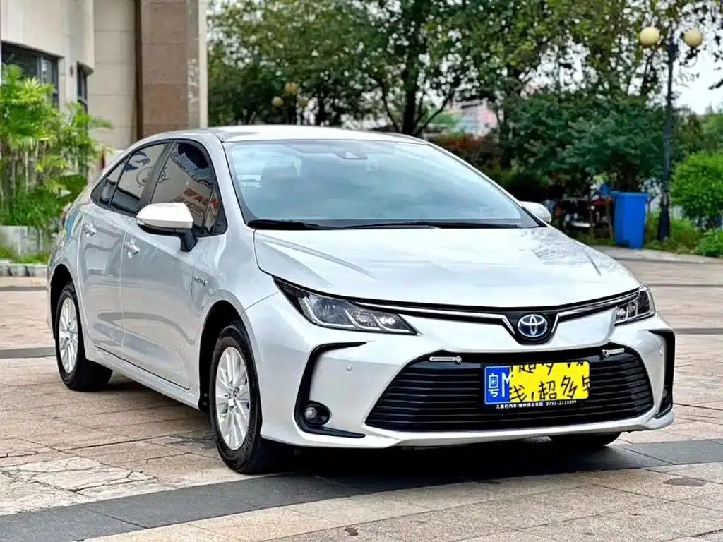 2021 Toyota Corolla Hybrid 1.8L E-CVT Pioneer Edition — миниатюра 3