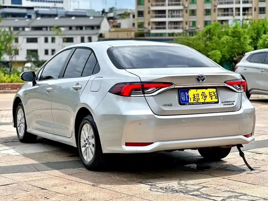 2021 Toyota Corolla Hybrid 1.8L E-CVT Pioneer Edition — миниатюра 5