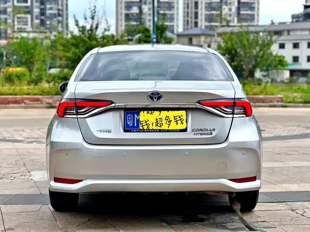 2021 Toyota Corolla Hybrid 1.8L E-CVT Pioneer Edition — миниатюра 6