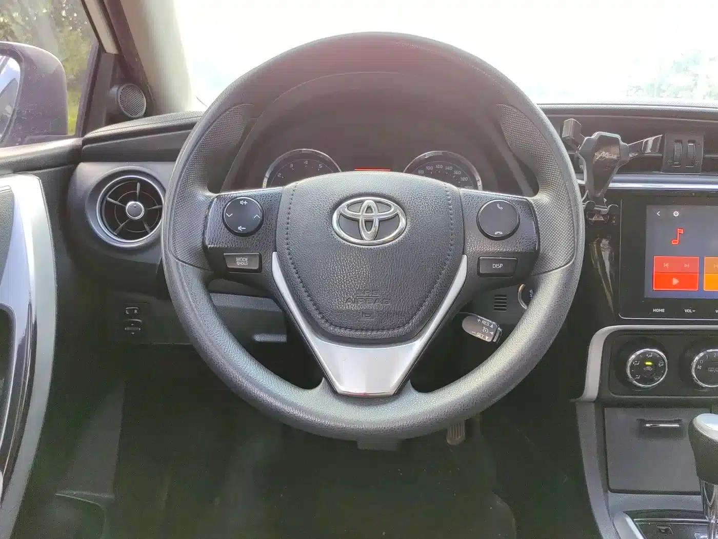 2017 Corolla Facelift 1.2T S-CVT GL-i — миниатюра 16