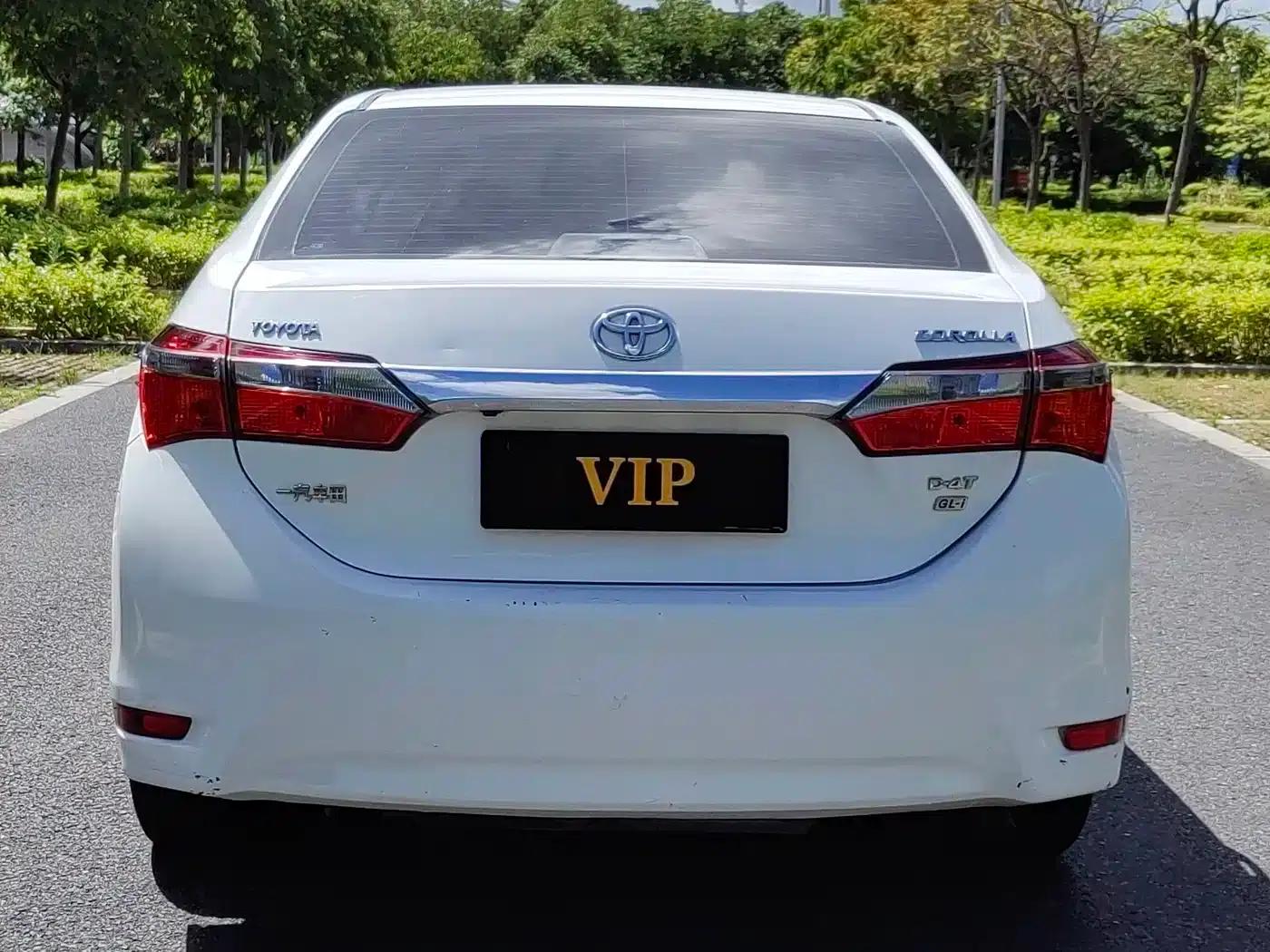 2017 Corolla Facelift 1.2T S-CVT GL-i — миниатюра 6