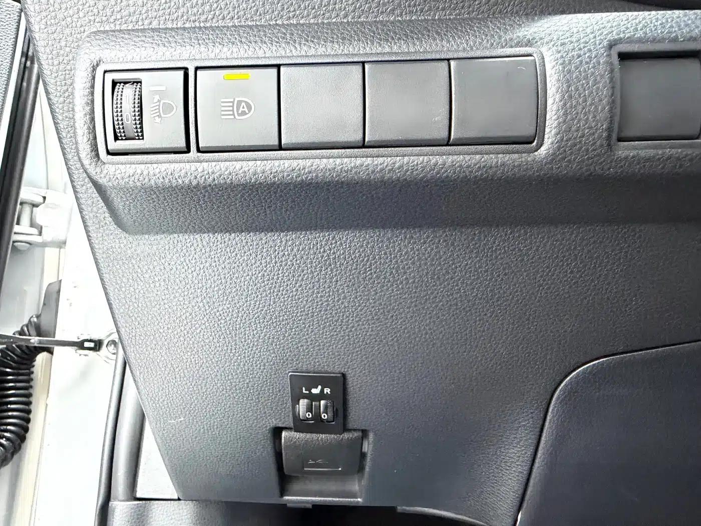 2021 Toyota Corolla 1.2T S-CVT Elite Edition — миниатюра 12