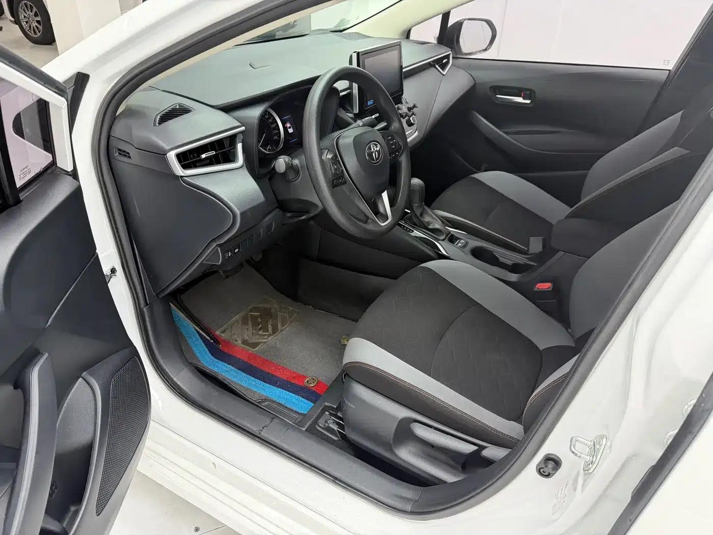 2021 Toyota Corolla 1.2T S-CVT Elite Edition — миниатюра 14