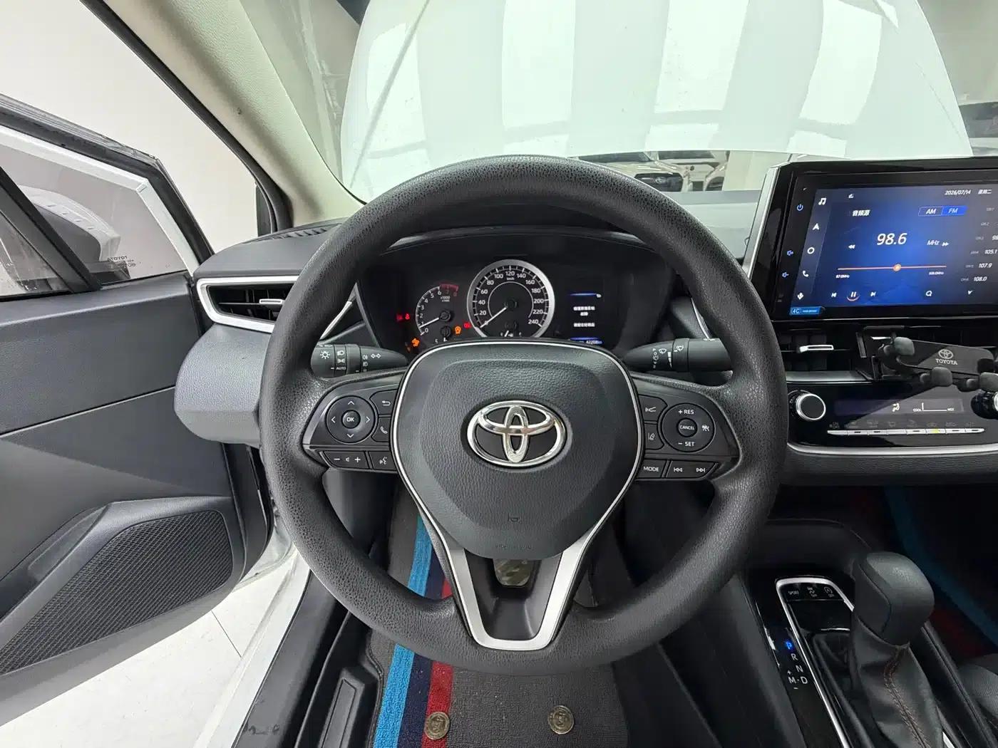 2021 Toyota Corolla 1.2T S-CVT Elite Edition — миниатюра 10