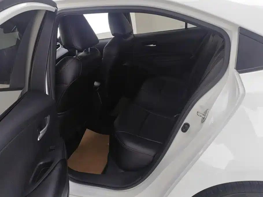 2021 Toyota Corolla TNGA 1.5L CVT Elite Edition — миниатюра 11