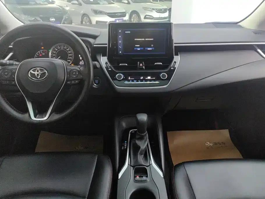 2021 Toyota Corolla TNGA 1.5L CVT Elite Edition — миниатюра 13