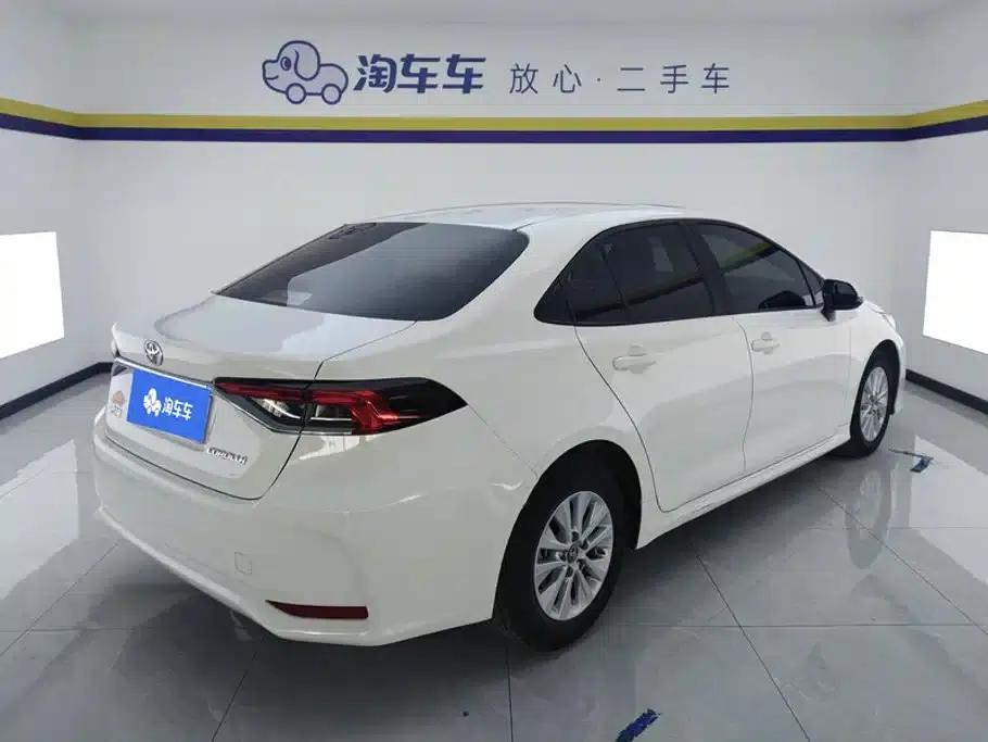 2021 Toyota Corolla TNGA 1.5L CVT Elite Edition — миниатюра 3