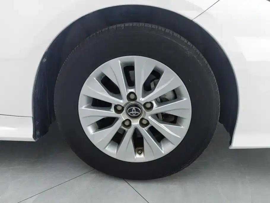 2021 Toyota Corolla TNGA 1.5L CVT Elite Edition — миниатюра 6